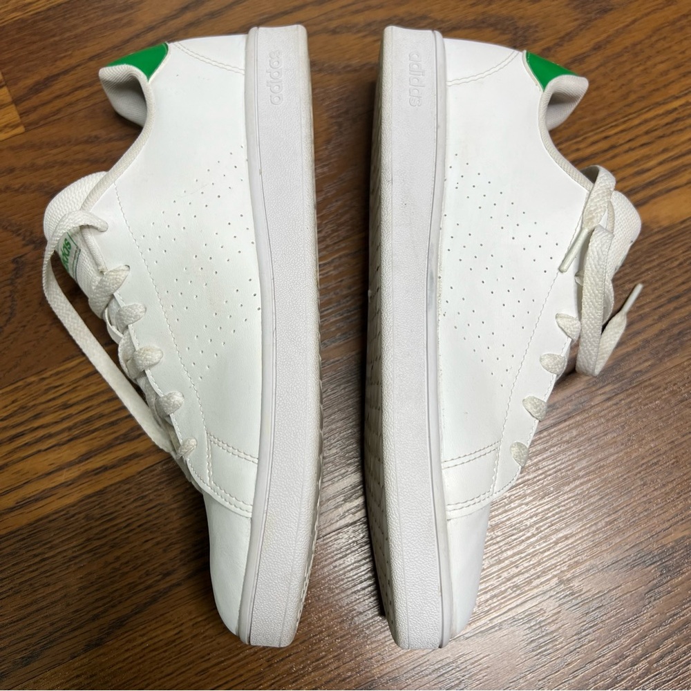 Adidas Advantage Base sneaker in white with green accents in Men’s size 7 - Picture 9 of 12